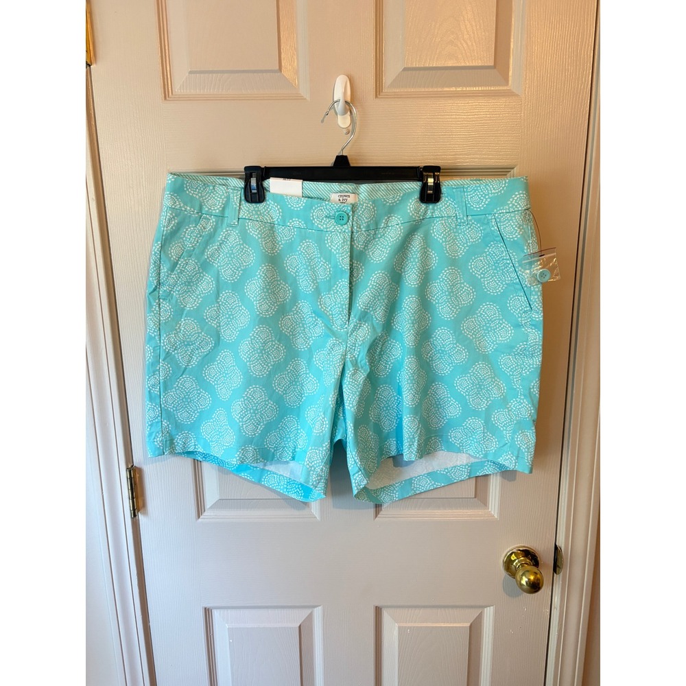 Crown & Ivy Curvy Womens 22W Turquoise Blue White Quatrefoil Print Shorts New